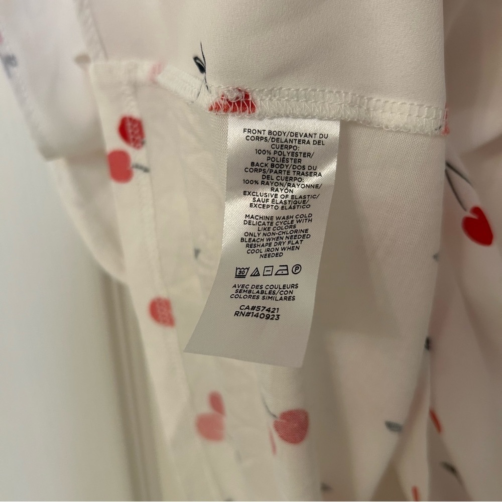 Loft Cherry Print Sleeveless Blouse in White Size XS - Picture 3 of 4